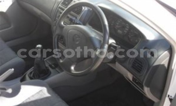Acheter Occasion Voiture Mazda Etude Blanc à Maseru, Maseru Acheter Occasion Voiture Mazda Etude Blanc à Maseru, Maseru
