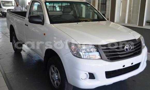 Buy Used Toyota Hilux White Car in Maseru in Maseru Buy Used Toyota Hilux White Car in Maseru in Maseru