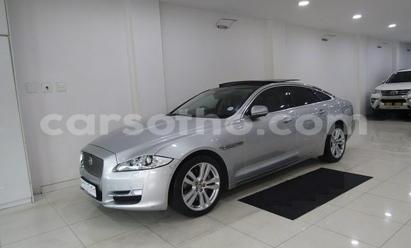Acheter Occasion Voiture Jaguar XJ Gris à Maseru, Maseru Acheter Occasion Voiture Jaguar XJ Gris à Maseru, Maseru