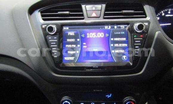 اشتري مستعمل Hyundai i20 Beige سيارة في Maseru في Maseru اشتري مستعمل Hyundai i20 Beige سيارة في Maseru في Maseru