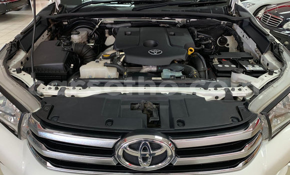 Acheter Occasion Voiture Toyota Hilux Blanc à Hlotse, Leribe Acheter Occasion Voiture Toyota Hilux Blanc à Hlotse, Leribe