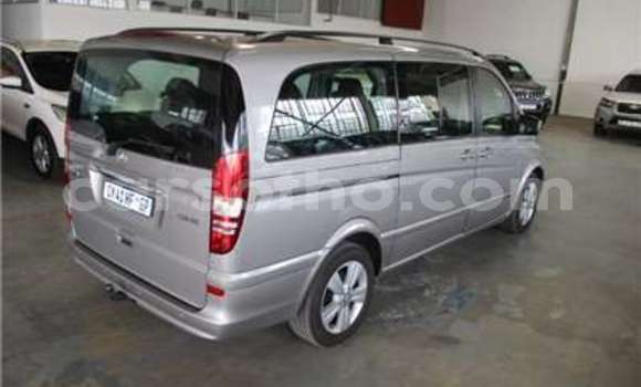 اشتري مستعمل Mercedes-Benz Viano Silver سيارة في Maseru في Maseru اشتري مستعمل Mercedes-Benz Viano Silver سيارة في Maseru في Maseru