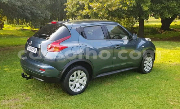 اشتري مستعمل Nissan Juke Green سيارة في Maseru في Maseru اشتري مستعمل Nissan Juke Green سيارة في Maseru في Maseru