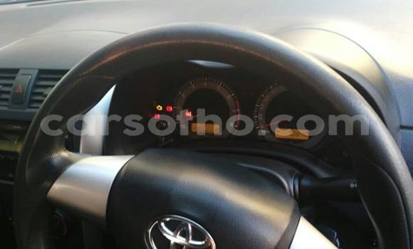 Sayi Na hannu Toyota Corolla White Mota in Maseru a Maseru Sayi Na hannu Toyota Corolla White Mota in Maseru a Maseru