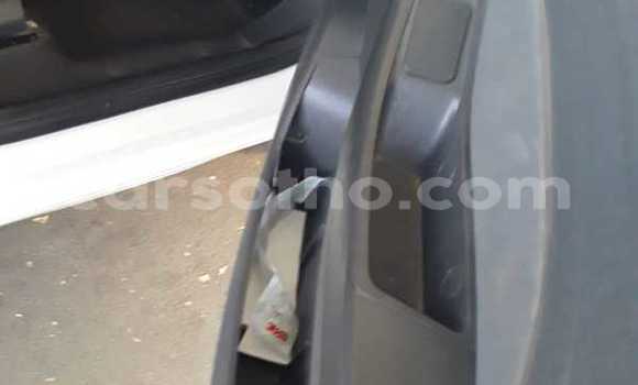 اشتري مستعمل Chevrolet Corsa White سيارة في Maputsoa في Leribe اشتري مستعمل Chevrolet Corsa White سيارة في Maputsoa في Leribe