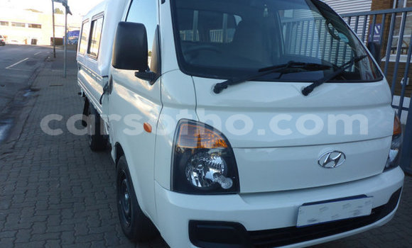 اشتري مستعمل Hyundai H1 White سيارة في Maputsoa في Leribe اشتري مستعمل Hyundai H1 White سيارة في Maputsoa في Leribe