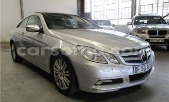 اشتري مستعمل Mercedes-Benz E–Class Silver سيارة في Maseru في Maseru اشتري مستعمل Mercedes-Benz E–Class Silver سيارة في Maseru في Maseru