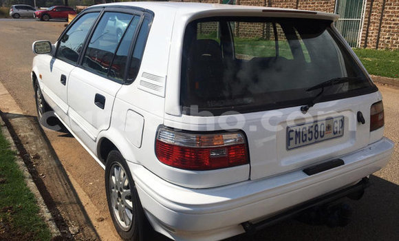 Acheter Occasion Voiture Toyota Tundra Blanc à Maputsoe, Leribe Acheter Occasion Voiture Toyota Tundra Blanc à Maputsoe, Leribe