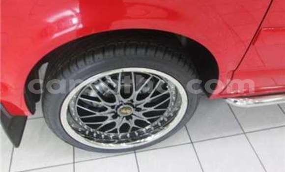 Acheter Occasion Voiture Volkswagen Caravelle Rouge à Maseru, Maseru Acheter Occasion Voiture Volkswagen Caravelle Rouge à Maseru, Maseru