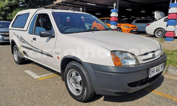 اشتري مستعمل Ford B-MAX White سيارة في Hlotse في Leribe اشتري مستعمل Ford B-MAX White سيارة في Hlotse في Leribe