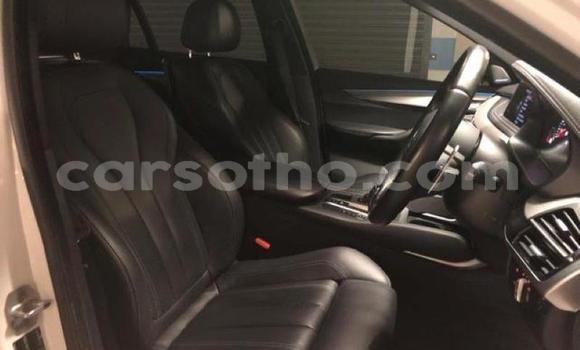 Acheter Occasion Voiture BMW X6 M Blanc à Maseru, Maseru Acheter Occasion Voiture BMW X6 M Blanc à Maseru, Maseru