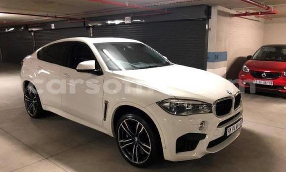 Acheter Occasion Voiture BMW X6 M Blanc à Maseru, Maseru Acheter Occasion Voiture BMW X6 M Blanc à Maseru, Maseru