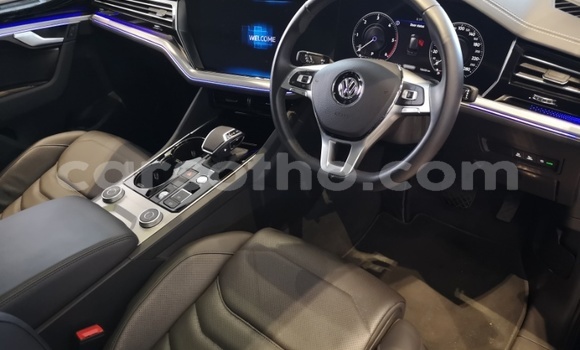اشتري مستعمل Volkswagen Touareg Blue سيارة في Maseru في Maseru اشتري مستعمل Volkswagen Touareg Blue سيارة في Maseru في Maseru