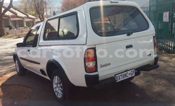 Acheter Occasion Voiture Ford Contour Blanc à Maseru, Maseru Acheter Occasion Voiture Ford Contour Blanc à Maseru, Maseru