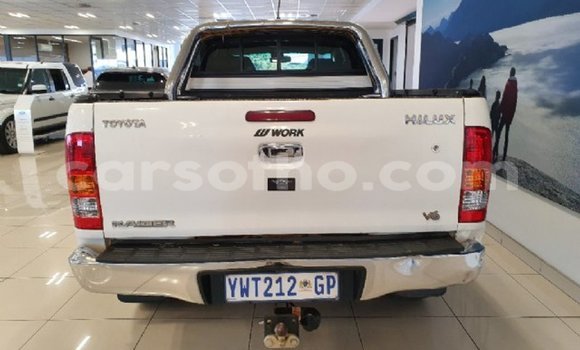Acheter Occasion Voiture Toyota Hilux Blanc à Butha–Buthe, Thaba-Tseka Acheter Occasion Voiture Toyota Hilux Blanc à Butha–Buthe, Thaba-Tseka