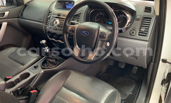 Acheter Occasion Voiture Ford Ranger Blanc à Hlotse, Leribe Acheter Occasion Voiture Ford Ranger Blanc à Hlotse, Leribe