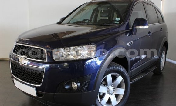 Acheter Occasion Voiture Chevrolet Captiva Bleu à Butha–Buthe, Thaba-Tseka Acheter Occasion Voiture Chevrolet Captiva Bleu à Butha–Buthe, Thaba-Tseka