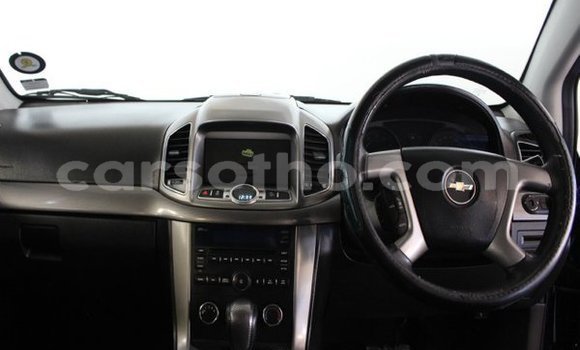 Acheter Occasion Voiture Chevrolet Captiva Bleu à Butha–Buthe, Thaba-Tseka Acheter Occasion Voiture Chevrolet Captiva Bleu à Butha–Buthe, Thaba-Tseka