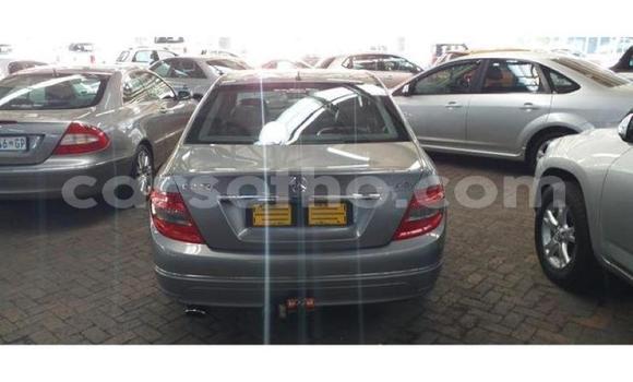 Acheter Occasion Voiture Mercedes-Benz C–Class Gris à Maseru, Maseru Acheter Occasion Voiture Mercedes-Benz C–Class Gris à Maseru, Maseru