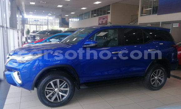 Sayi Na hannu Toyota Fortuner Blue Mota in Hlotse a Leribe Sayi Na hannu Toyota Fortuner Blue Mota in Hlotse a Leribe