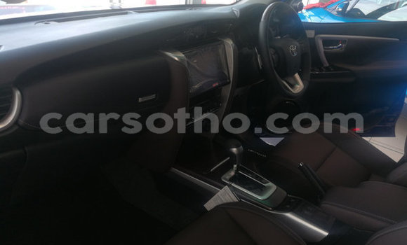 Sayi Na hannu Toyota Fortuner Blue Mota in Hlotse a Leribe Sayi Na hannu Toyota Fortuner Blue Mota in Hlotse a Leribe