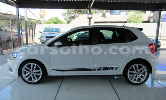 اشتري مستعمل Volkswagen Polo White سيارة في Maputsoa في Leribe اشتري مستعمل Volkswagen Polo White سيارة في Maputsoa في Leribe
