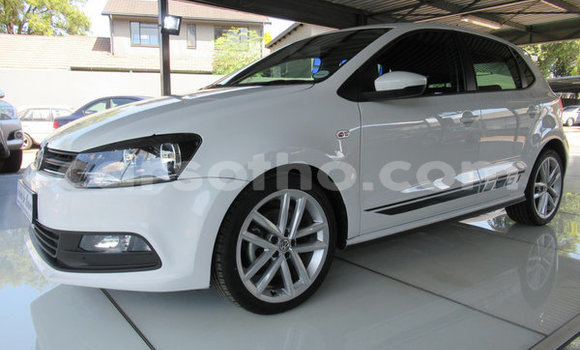اشتري مستعمل Volkswagen Polo White سيارة في Maputsoa في Leribe اشتري مستعمل Volkswagen Polo White سيارة في Maputsoa في Leribe