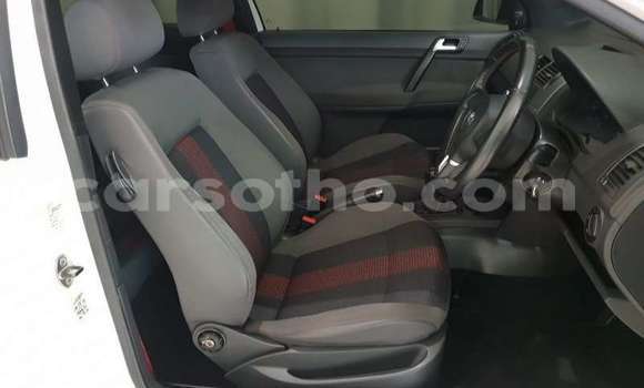 Acheter Occasion Voiture Volkswagen Polo Blanc à Maseru, Maseru Acheter Occasion Voiture Volkswagen Polo Blanc à Maseru, Maseru