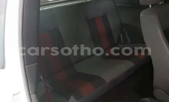 Acheter Occasion Voiture Volkswagen Polo Blanc à Maseru, Maseru Acheter Occasion Voiture Volkswagen Polo Blanc à Maseru, Maseru