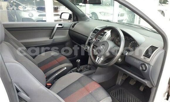 Acheter Occasion Voiture Volkswagen Polo Blanc à Maseru, Maseru Acheter Occasion Voiture Volkswagen Polo Blanc à Maseru, Maseru