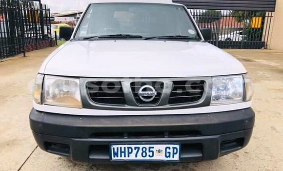 Acheter Occasion Voiture Nissan Hardbody Blanc à Mafeteng, Mafeteng Acheter Occasion Voiture Nissan Hardbody Blanc à Mafeteng, Mafeteng