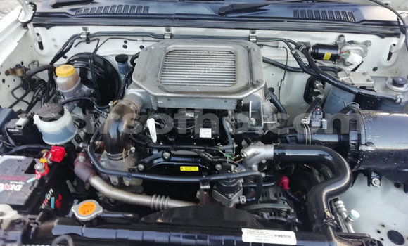 Acheter Occasion Voiture Nissan NP 300 Blanc à Butha–Buthe, Thaba-Tseka Acheter Occasion Voiture Nissan NP 300 Blanc à Butha–Buthe, Thaba-Tseka