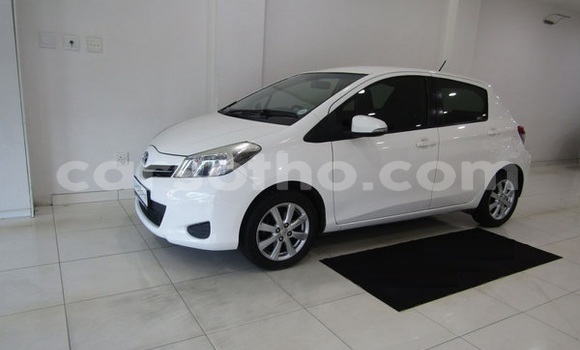 اشتري مستعمل Toyota Yaris White سيارة في Maseru في Maseru اشتري مستعمل Toyota Yaris White سيارة في Maseru في Maseru
