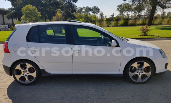 Acheter Occasion Voiture Volkswagen Golf Blanc à Butha–Buthe, Thaba-Tseka Acheter Occasion Voiture Volkswagen Golf Blanc à Butha–Buthe, Thaba-Tseka