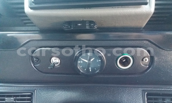 Acheter Occasion Voiture Land Rover Defender Blanc à Butha–Buthe, Thaba-Tseka Acheter Occasion Voiture Land Rover Defender Blanc à Butha–Buthe, Thaba-Tseka