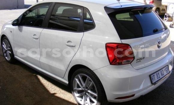 Sayi Na hannu Volkswagen Polo White Mota in Mafeteng a Mafeteng Sayi Na hannu Volkswagen Polo White Mota in Mafeteng a Mafeteng