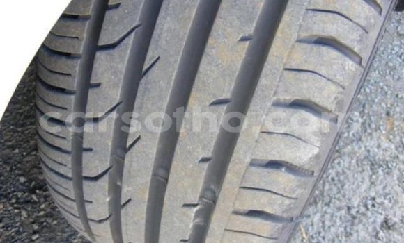 Sayi Na hannu Volkswagen Polo White Mota in Mafeteng a Mafeteng Sayi Na hannu Volkswagen Polo White Mota in Mafeteng a Mafeteng