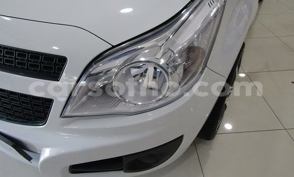 Acheter Occasion Voiture Chevrolet Corsa Blanc à Maseru, Maseru Acheter Occasion Voiture Chevrolet Corsa Blanc à Maseru, Maseru