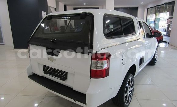 Acheter Occasion Voiture Chevrolet Corsa Blanc à Maseru, Maseru Acheter Occasion Voiture Chevrolet Corsa Blanc à Maseru, Maseru