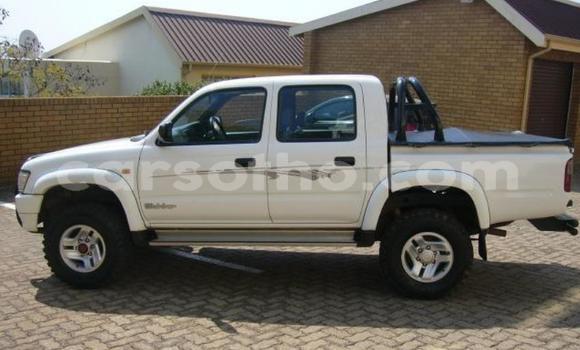اشتري مستعمل Toyota Hilux White سيارة في Butha–Buthe في Thaba-Tseka اشتري مستعمل Toyota Hilux White سيارة في Butha–Buthe في Thaba-Tseka