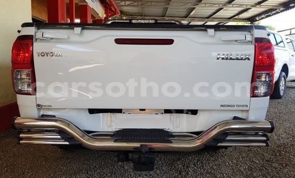 Acheter Occasion Voiture Toyota Hilux Blanc à Maputsoa, Leribe Acheter Occasion Voiture Toyota Hilux Blanc à Maputsoa, Leribe