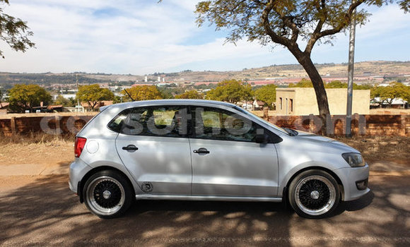 Sayi Na hannu Volkswagen Polo Silver Mota in Hlotse a Leribe Sayi Na hannu Volkswagen Polo Silver Mota in Hlotse a Leribe