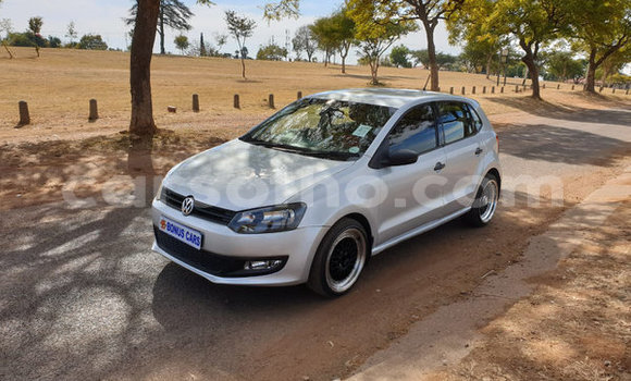 Sayi Na hannu Volkswagen Polo Silver Mota in Hlotse a Leribe Sayi Na hannu Volkswagen Polo Silver Mota in Hlotse a Leribe