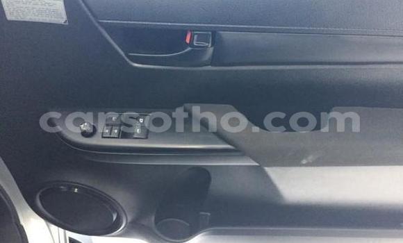 Acheter Occasion Voiture Toyota Hilux Gris à Hlotse, Leribe Acheter Occasion Voiture Toyota Hilux Gris à Hlotse, Leribe