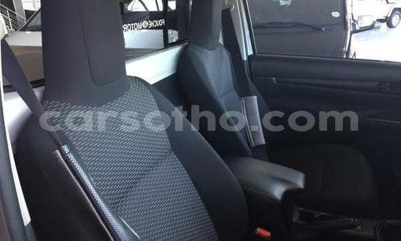 Acheter Occasion Voiture Toyota Hilux Gris à Hlotse, Leribe Acheter Occasion Voiture Toyota Hilux Gris à Hlotse, Leribe