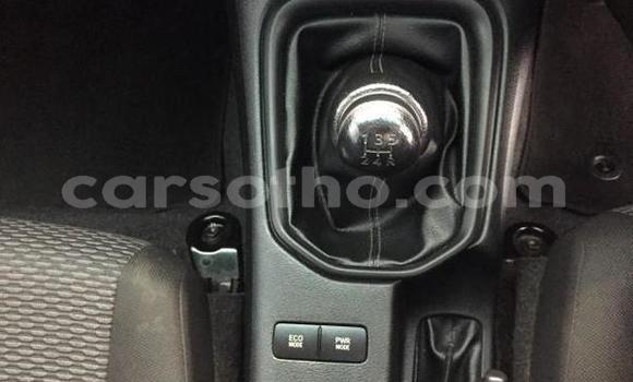 Acheter Occasion Voiture Toyota Hilux Gris à Hlotse, Leribe Acheter Occasion Voiture Toyota Hilux Gris à Hlotse, Leribe