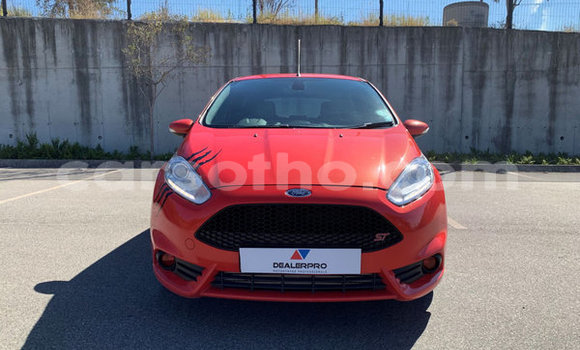 Sayi Na hannu Ford Fiesta ST Red Mota in Hlotse a Leribe Sayi Na hannu Ford Fiesta ST Red Mota in Hlotse a Leribe