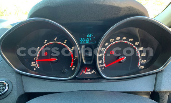 Sayi Na hannu Ford Fiesta ST Red Mota in Hlotse a Leribe Sayi Na hannu Ford Fiesta ST Red Mota in Hlotse a Leribe