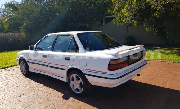 اشتري مستعمل Toyota Corolla White سيارة في Maseru في Maseru اشتري مستعمل Toyota Corolla White سيارة في Maseru في Maseru