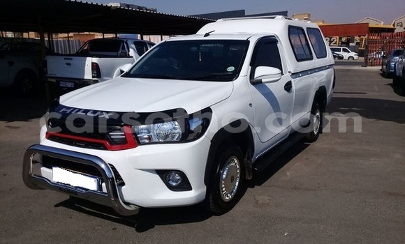 Acheter Occasion Voiture Toyota Hilux Blanc à Butha–Buthe, Thaba-Tseka Acheter Occasion Voiture Toyota Hilux Blanc à Butha–Buthe, Thaba-Tseka